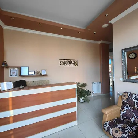 Ξενοδοχείο Albatros 2 Family Kiten (Burgas)